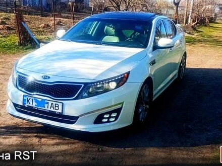 Білий Кіа Оптіма, об'ємом двигуна 2 л та пробігом 130 тис. км за 9800 $, фото 1 на Automoto.ua