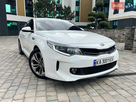 Кіа Оптіма 2015 у Києві на Automoto.ua Білий Кіа Оптіма, об'ємом двигуна 2 л та пробігом 196 тис. км за 12800 $, фото 1 на Automoto.ua