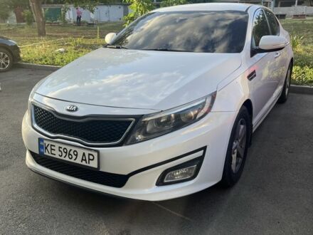 Киа Оптима 2015 в Никополе на Automoto.ua Белый Киа Оптима, объемом двигателя 2.4 л и пробегом 193 тыс. км за 10750 $, фото 1 на Automoto.ua