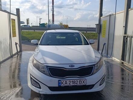 Белый Киа Оптима, объемом двигателя 2.36 л и пробегом 127 тыс. км за 9800 $, фото 1 на Automoto.ua