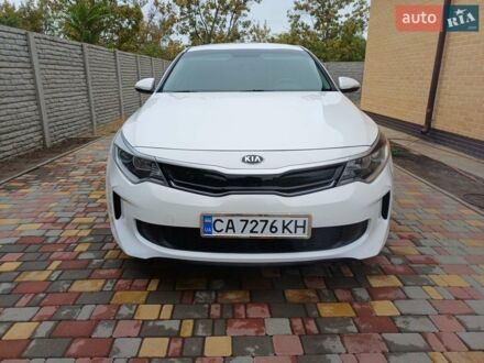 Білий Кіа Оптіма, об'ємом двигуна 2 л та пробігом 140 тис. км за 12000 $, фото 1 на Automoto.ua