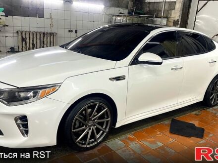 Белый Киа Оптима, объемом двигателя 2.4 л и пробегом 65 тыс. км за 14500 $, фото 1 на Automoto.ua