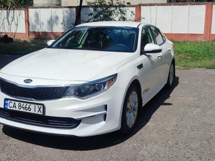 Киа Оптима 2016 в Каменке на Automoto.ua Белый Киа Оптима, объемом двигателя 2.4 л и пробегом 150 тыс. км за 12300 $, фото 1 на Automoto.ua