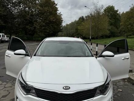 Киа Оптима 2016 в Тернополе на Automoto.ua Белый Киа Оптима, объемом двигателя 2.4 л и пробегом 113 тыс. км за 11400 $, фото 1 на Automoto.ua