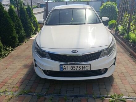 Білий Кіа Оптіма, об'ємом двигуна 2.4 л та пробігом 141 тис. км за 10500 $, фото 1 на Automoto.ua