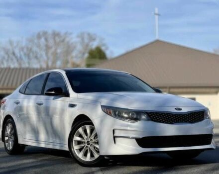 Білий Кіа Оптіма, об'ємом двигуна 2.4 л та пробігом 74 тис. км за 2250 $, фото 1 на Automoto.ua