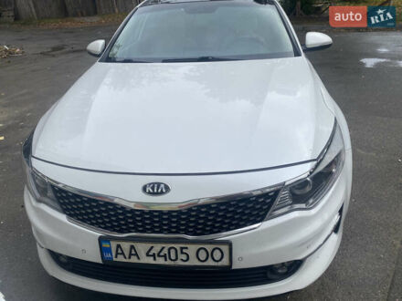 Киа Оптима 2016 в Киеве на Automoto.ua Белый Киа Оптима, объемом двигателя 1.69 л и пробегом 300 тыс. км за 12500 $, фото 1 на Automoto.ua