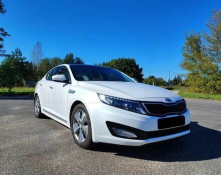 Белый Киа Оптима, объемом двигателя 2 л и пробегом 118 тыс. км за 9100 $, фото 1 на Automoto.ua