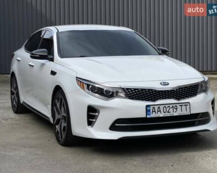 Белый Киа Оптима, объемом двигателя 2 л и пробегом 100 тыс. км за 10200 $, фото 1 на Automoto.ua