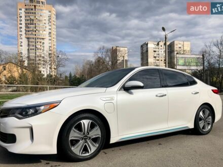 Білий Кіа Оптіма, об'ємом двигуна 2 л та пробігом 125 тис. км за 16400 $, фото 1 на Automoto.ua