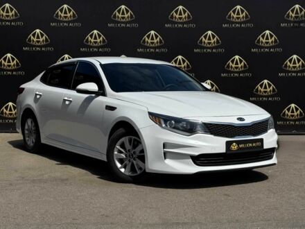 Киа Оптима 2016 в Киеве на Automoto.ua Белый Киа Оптима, объемом двигателя 2.4 л и пробегом 137 тыс. км за 11200 $, фото 1 на Automoto.ua