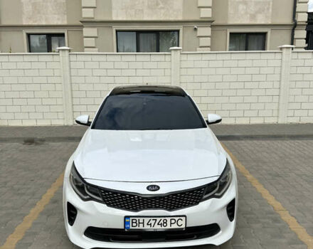 Белый Киа Оптима, объемом двигателя 2 л и пробегом 80 тыс. км за 15900 $, фото 1 на Automoto.ua