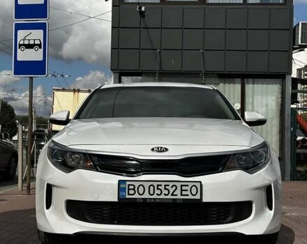 Белый Киа Оптима, объемом двигателя 2 л и пробегом 97 тыс. км за 15490 $, фото 1 на Automoto.ua
