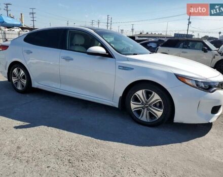 Белый Киа Оптима, объемом двигателя 2 л и пробегом 130 тыс. км за 2600 $, фото 1 на Automoto.ua