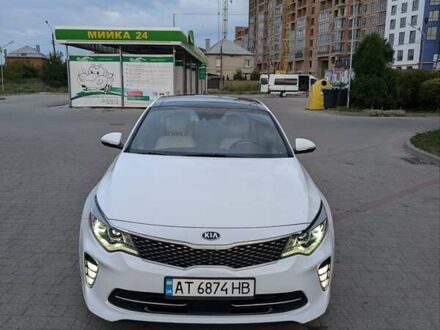 Киа Оптима 2017 в Ивано-Франковске на Automoto.ua Белый Киа Оптима, объемом двигателя 2 л и пробегом 65 тыс. км за 19000 $, фото 1 на Automoto.ua