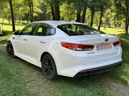 Белый Киа Оптима, объемом двигателя 2.4 л и пробегом 50 тыс. км за 11500 $, фото 1 на Automoto.ua