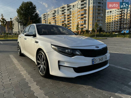 Киа Оптима 2018 в Киеве на Automoto.ua Белый Киа Оптима, объемом двигателя 2.4 л и пробегом 140 тыс. км за 11999 $, фото 1 на Automoto.ua
