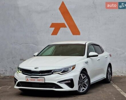 Белый Киа Оптима, объемом двигателя 2 л и пробегом 70 тыс. км за 19490 $, фото 1 на Automoto.ua