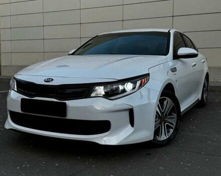 Киа Оптима 2019 в Львове на Automoto.ua Белый Киа Оптима, объемом двигателя 2 л и пробегом 124 тыс. км за 16700 $, фото 1 на Automoto.ua