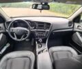 Бежевий Кіа Оптіма, об'ємом двигуна 2 л та пробігом 159 тис. км за 9100 $, фото 3 на Automoto.ua