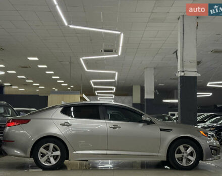 Бежевый Киа Оптима, объемом двигателя 2.36 л и пробегом 209 тыс. км за 9999 $, фото 5 на Automoto.ua
