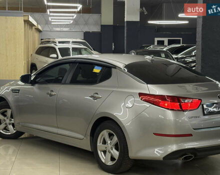 Бежевый Киа Оптима, объемом двигателя 2.36 л и пробегом 209 тыс. км за 9999 $, фото 11 на Automoto.ua