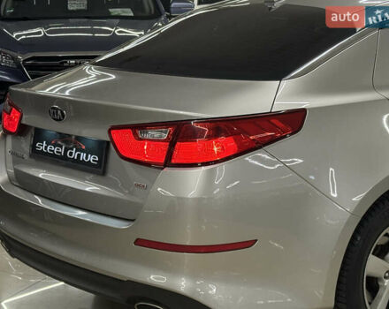 Бежевый Киа Оптима, объемом двигателя 2.36 л и пробегом 209 тыс. км за 9999 $, фото 8 на Automoto.ua