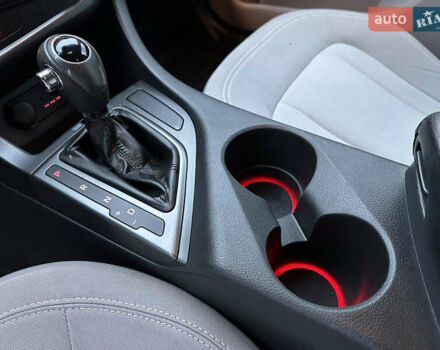 Черный Киа Оптима, объемом двигателя 2.36 л и пробегом 201 тыс. км за 7600 $, фото 26 на Automoto.ua