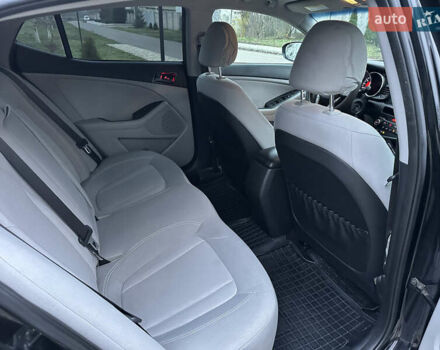 Черный Киа Оптима, объемом двигателя 2.36 л и пробегом 201 тыс. км за 7600 $, фото 34 на Automoto.ua