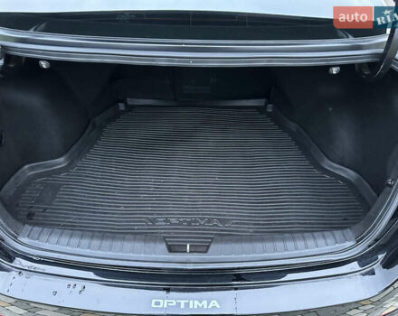 Черный Киа Оптима, объемом двигателя 2.36 л и пробегом 201 тыс. км за 7600 $, фото 41 на Automoto.ua