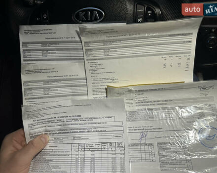 Черный Киа Оптима, объемом двигателя 2.4 л и пробегом 210 тыс. км за 9500 $, фото 2 на Automoto.ua