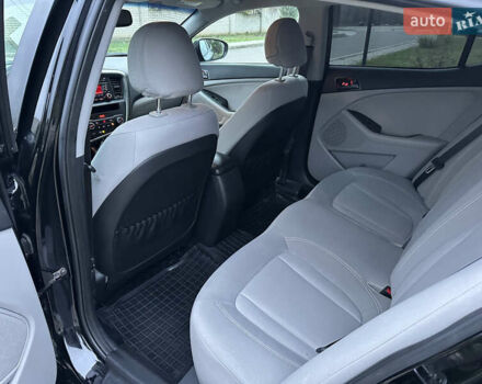 Черный Киа Оптима, объемом двигателя 2.36 л и пробегом 201 тыс. км за 7600 $, фото 31 на Automoto.ua