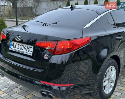 Черный Киа Оптима, объемом двигателя 2.36 л и пробегом 201 тыс. км за 7600 $, фото 12 на Automoto.ua