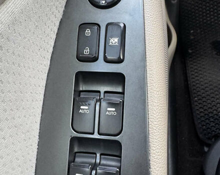 Черный Киа Оптима, объемом двигателя 2.36 л и пробегом 210 тыс. км за 10500 $, фото 19 на Automoto.ua