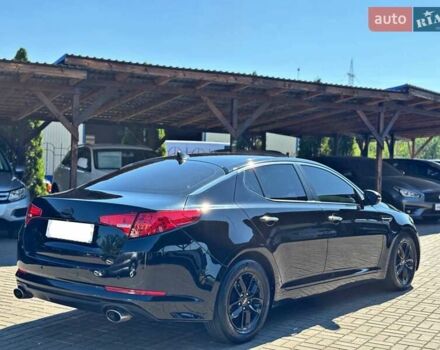 Черный Киа Оптима, объемом двигателя 0 л и пробегом 180 тыс. км за 9350 $, фото 1 на Automoto.ua