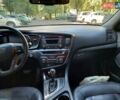 Чорний Кіа Оптіма, об'ємом двигуна 2 л та пробігом 155 тис. км за 8500 $, фото 12 на Automoto.ua