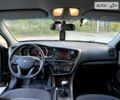 Чорний Кіа Оптіма, об'ємом двигуна 2 л та пробігом 250 тис. км за 10000 $, фото 41 на Automoto.ua