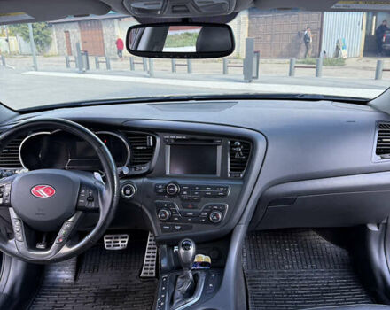 Чорний Кіа Оптіма, об'ємом двигуна 2 л та пробігом 112 тис. км за 8700 $, фото 15 на Automoto.ua