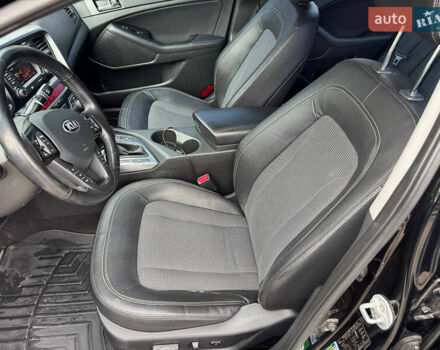 Черный Киа Оптима, объемом двигателя 2.36 л и пробегом 163 тыс. км за 8500 $, фото 12 на Automoto.ua