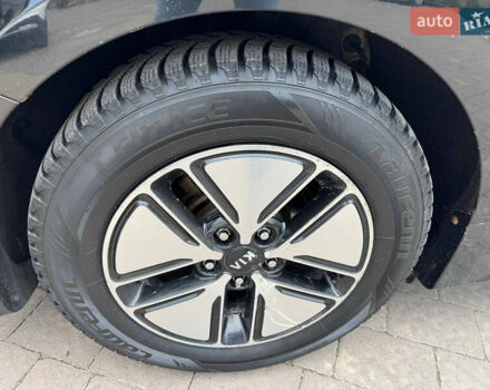 Черный Киа Оптима, объемом двигателя 2.36 л и пробегом 163 тыс. км за 8500 $, фото 17 на Automoto.ua