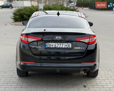 Черный Киа Оптима, объемом двигателя 2.4 л и пробегом 170 тыс. км за 9700 $, фото 13 на Automoto.ua