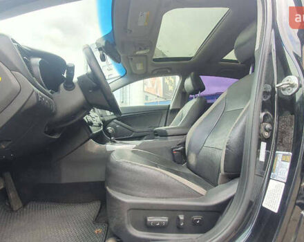 Черный Киа Оптима, объемом двигателя 2.36 л и пробегом 300 тыс. км за 7400 $, фото 5 на Automoto.ua