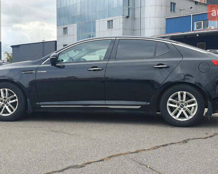 Черный Киа Оптима, объемом двигателя 2.36 л и пробегом 300 тыс. км за 7400 $, фото 4 на Automoto.ua