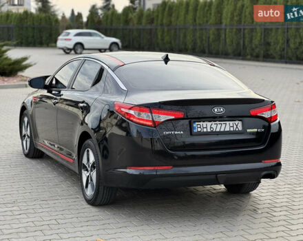 Черный Киа Оптима, объемом двигателя 2.4 л и пробегом 170 тыс. км за 9700 $, фото 12 на Automoto.ua