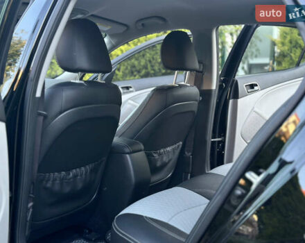 Черный Киа Оптима, объемом двигателя 2.36 л и пробегом 115 тыс. км за 10500 $, фото 26 на Automoto.ua