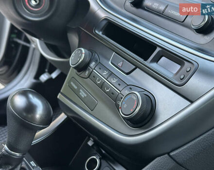 Черный Киа Оптима, объемом двигателя 2.36 л и пробегом 115 тыс. км за 10500 $, фото 58 на Automoto.ua