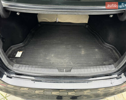 Черный Киа Оптима, объемом двигателя 2.36 л и пробегом 130 тыс. км за 11000 $, фото 16 на Automoto.ua