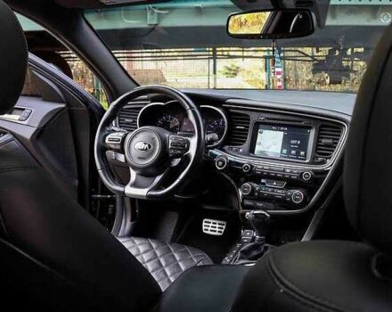 Черный Киа Оптима, объемом двигателя 2 л и пробегом 74 тыс. км за 5800 $, фото 12 на Automoto.ua