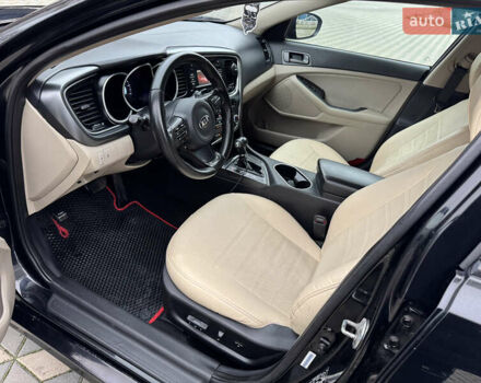 Черный Киа Оптима, объемом двигателя 2.36 л и пробегом 130 тыс. км за 11000 $, фото 11 на Automoto.ua