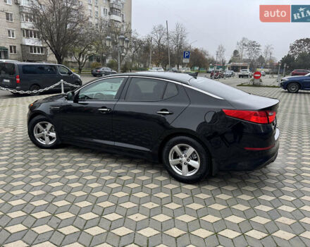 Черный Киа Оптима, объемом двигателя 2.36 л и пробегом 130 тыс. км за 11000 $, фото 7 на Automoto.ua